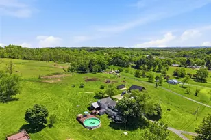 2976 Henderson Rd, Mount Pleasant, PA 15301 - Photo 45