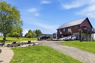 2976 Henderson Rd, Mount Pleasant, PA 15301 - Photo 27