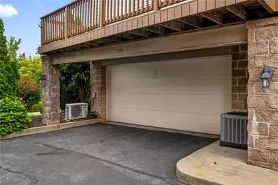 1710 S Shore Ct, Pittsburgh, PA 15203 - Photo 25