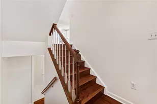 1710 S Shore Ct, Pittsburgh, PA 15203 - Photo 7