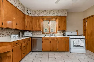 516 Stewart Ave, Grove City Boro, PA 16127 - Photo 15
