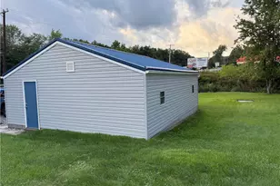 1331 Wayne Ave, White Township, PA 15701 - Photo 27