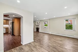4413 E Brightview Ave, Pittsburgh, PA 15227 - Photo 9