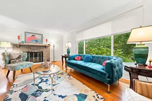 1108 Folkstone Dr, Pittsburgh, PA 15243 - Photo 7