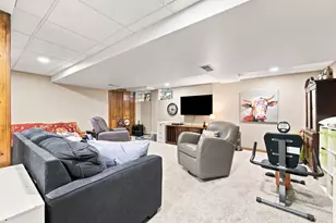 1108 Folkstone Dr, Pittsburgh, PA 15243 - Photo 29