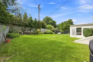 1108 Folkstone Dr, Pittsburgh, PA 15243 - Photo 37