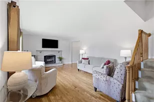 118 Kinross Ln, Ross Twp, PA 15237 - Photo 9