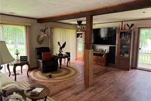 120 Wolf Ln, Worth Township, PA 16057 - Photo 5