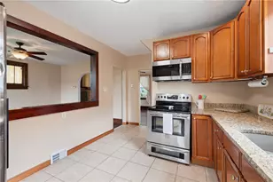 1830 Wittmer St, Pittsburgh, PA 15212 - Photo 9