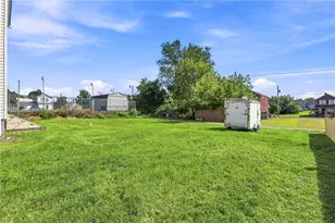 414 Erie Ave, Aliquippa, PA 15001 - Photo 29