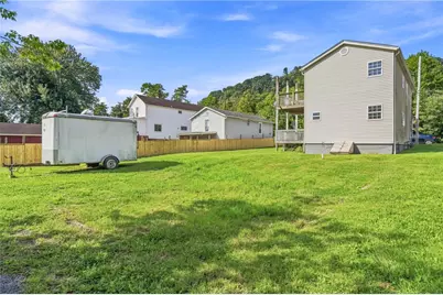414 Erie Ave, Aliquippa, PA 15001 - Photo 31