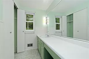 1060 Covington Pl, Pittsburgh, PA 15101 - Photo 17