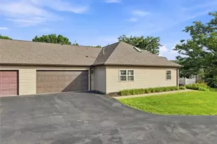 136 Cambridge Dr, Springdale Township, PA 15049 - Photo 39