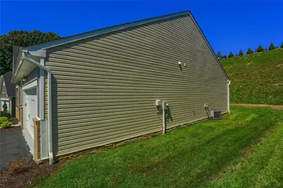 107 Deana Dr, Robinson Twp, PA 15136 - Photo 37