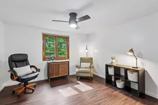 10095 Oakridge Dr, Pittsburgh, PA 15090 - Photo 27