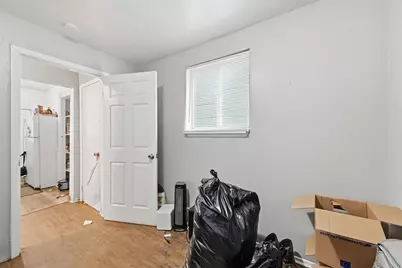 1255 Chartiers Ave, McKees Rocks, PA 15136 - Photo 9