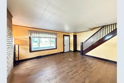 818 Cleveland Avenue, Brackenridge, PA 15014 - Photo 5