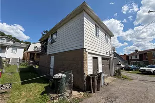 818 Lamont St, Stowe Township, PA 15136 - Photo 35