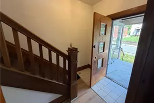 818 Lamont St, Stowe Township, PA 15136 - Photo 3