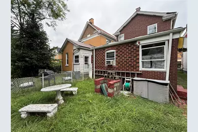 1330 Sylvan St, Homestead, PA 15120 - Photo 25