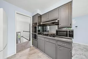44 Chris Ct, Pittsburgh, PA 15239 - Photo 15