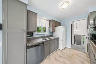 44 Chris Ct, Pittsburgh, PA 15239 - Photo 13