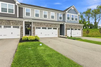 9004 Wellington Ct, Penn Twp, PA 15644 - Photo 1