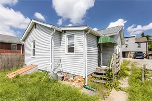 2784 1/2 Johnson St, Aliquippa, PA 15001 - Photo 7