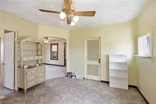 2784 1/2 Johnson St, Aliquippa, PA 15001 - Photo 17