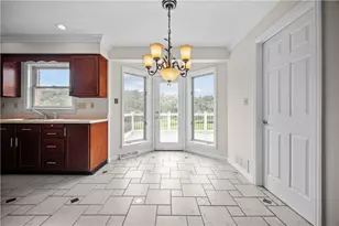 822 Venetia Rd, Peters Township, PA 15367 - Photo 7