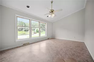 822 Venetia Rd, Peters Township, PA 15367 - Photo 15