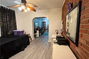 2014 Wayne St, Pittsburgh, PA 15218 - Photo 7