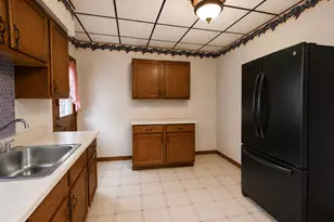 2014 Wayne St, Pittsburgh, PA 15218 - Photo 9
