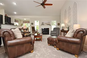 304 Ranchero Dr, Moon/Crescent Twp, PA 15108 - Photo 5