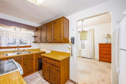 231 Amy Ave, Butler, PA 16001 - Photo 11