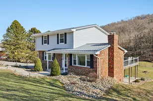 1764 Craft Creek Rd, Morris Township, PA 15329 - Photo 3