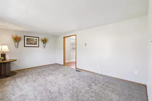 1764 Craft Creek Rd, Morris Township, PA 15329 - Photo 7