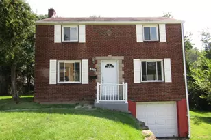 3020 Hebron Dr, Pittsburgh, PA 15235 - Photo 1