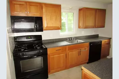 3020 Hebron Dr, Pittsburgh, PA 15235 - Photo 11