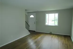 3020 Hebron Dr, Pittsburgh, PA 15235 - Photo 7