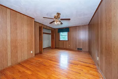 954 Auburn Ln, Irwin, PA 15642 - Photo 15