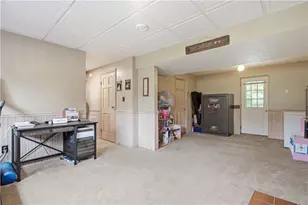 331 Rolling Hills Rd, Economy, PA 15042 - Photo 19
