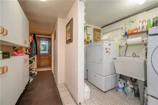 44 Brucewood Dr, Pittsburgh, PA 15228 - Photo 25