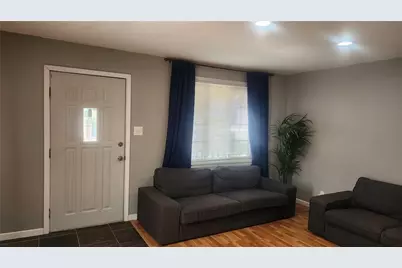 425 Summit Ave, Ellwood City, PA 16117 - Photo 5
