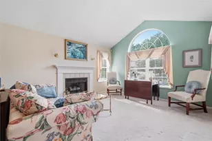 1492 Greenbriar Dr, South Park, PA 15129 - Photo 5