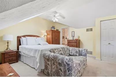 1492 Greenbriar Drive, South Park, PA 15129 - Photo 25