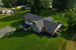 263 Hillcrest Dr, California, PA 15419 - Photo 1