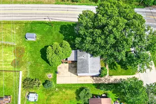 519 Diablo Dr, Bethel Park, PA 15102 - Photo 9