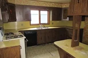 4557 Elton Rd, Johnstown, PA 15904 - Photo 5