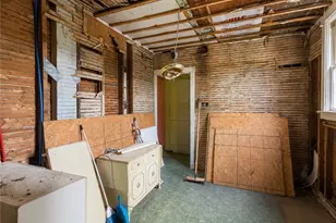 821 Woodworth Ave, Pittsburgh, PA 15221 - Photo 13